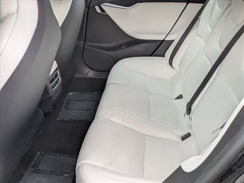 Used 2018 Tesla Model S 75D AWD/4WD image 20