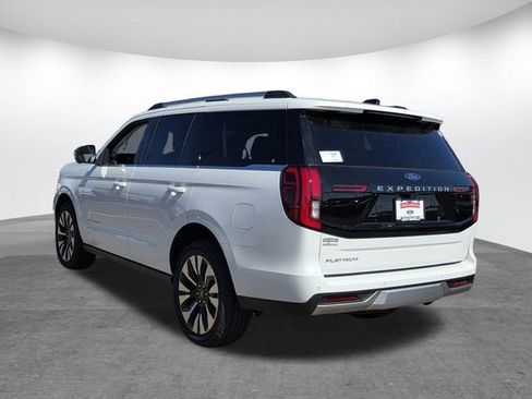 New 2026 Ford Expedition Platinum w/ Driver's Package AWD/4WD image 3