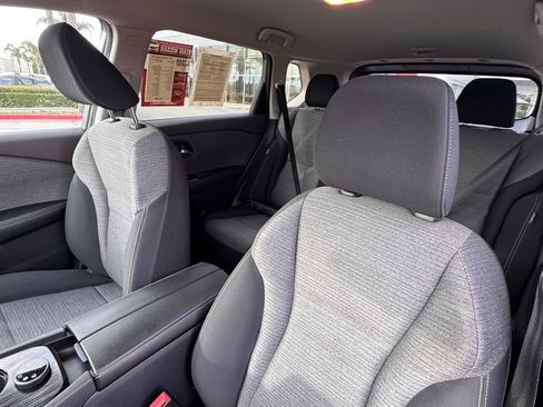 Certified 2021 Nissan Rogue SV image 11