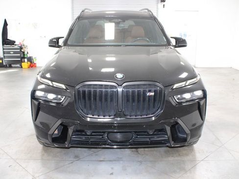 Used 2024 BMW X7 M60i w/ Executive Package image 3