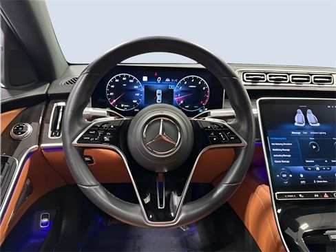 Certified 2022 Mercedes-Benz S 500 4MATIC image 17