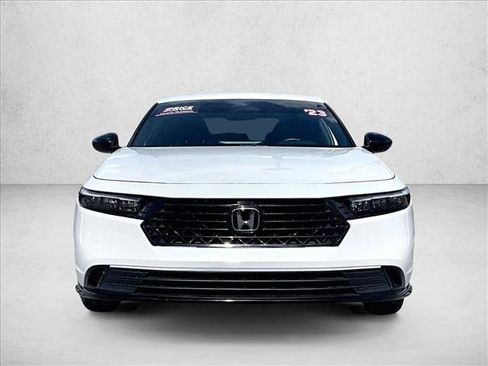 Used 2023 Honda Accord Sport image 3