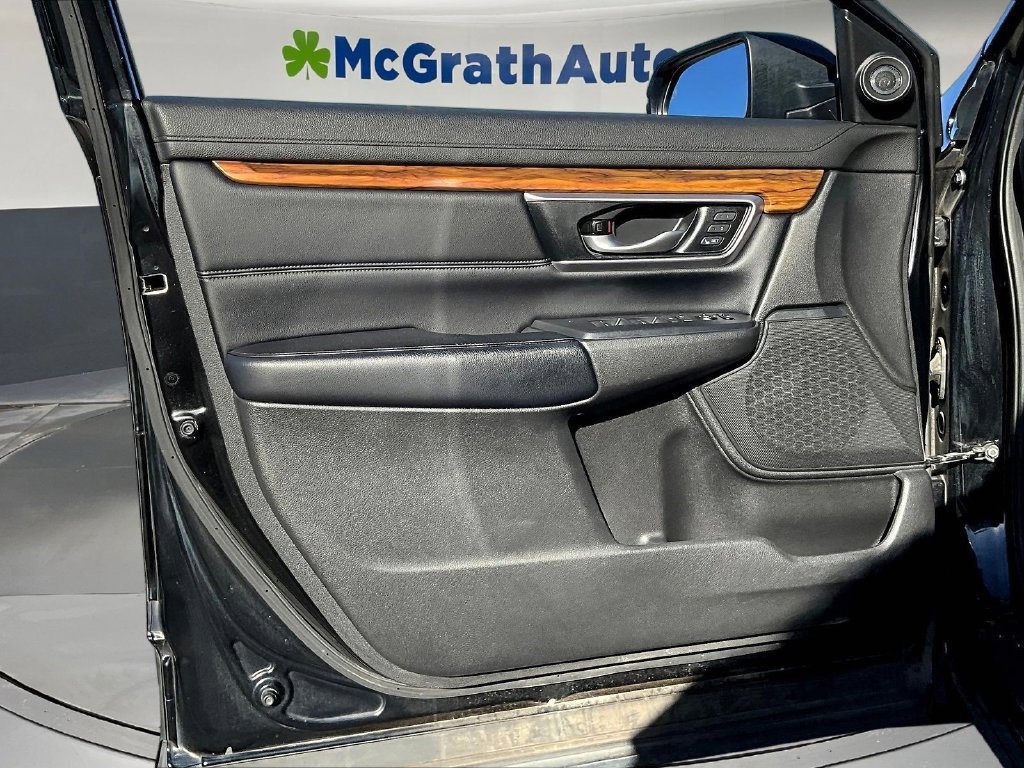 Used 2018 Honda CR-V Touring image 23