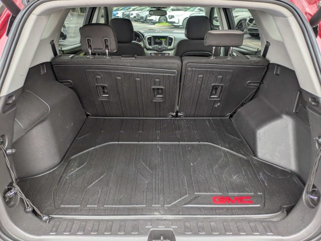 Used 2019 GMC Terrain SLE w/ Driver Convenience Package FWD image 12