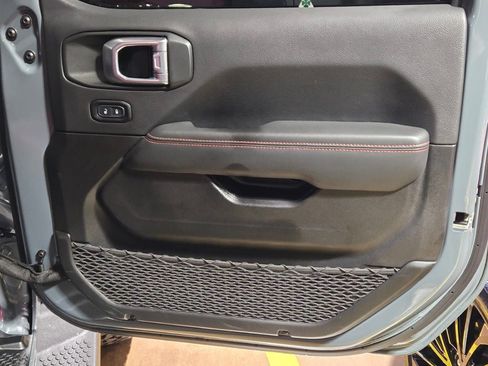 Used 2024 Jeep Wrangler Unlimited Rubicon 392 image 6