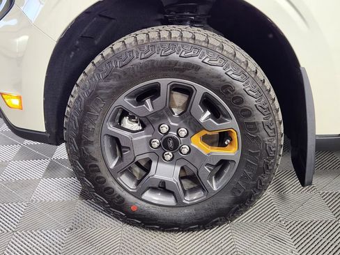 Used 2025 Ford Maverick Tremor AWD/4WD image 9
