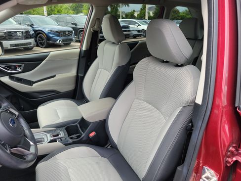 Used 2021 Subaru Forester Premium w/ Popular Package #1 AWD/4WD image 24