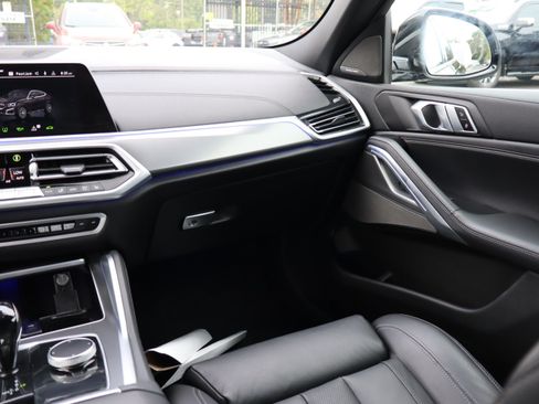 Used 2022 BMW X6 xDrive40i w/ Premium Package AWD/4WD image 13