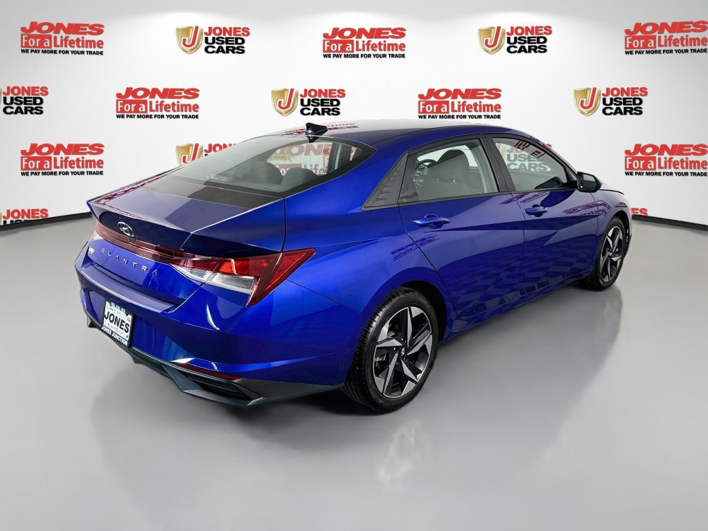 Certified 2023 Hyundai Elantra SEL w/ Convenience Package FWD image 16