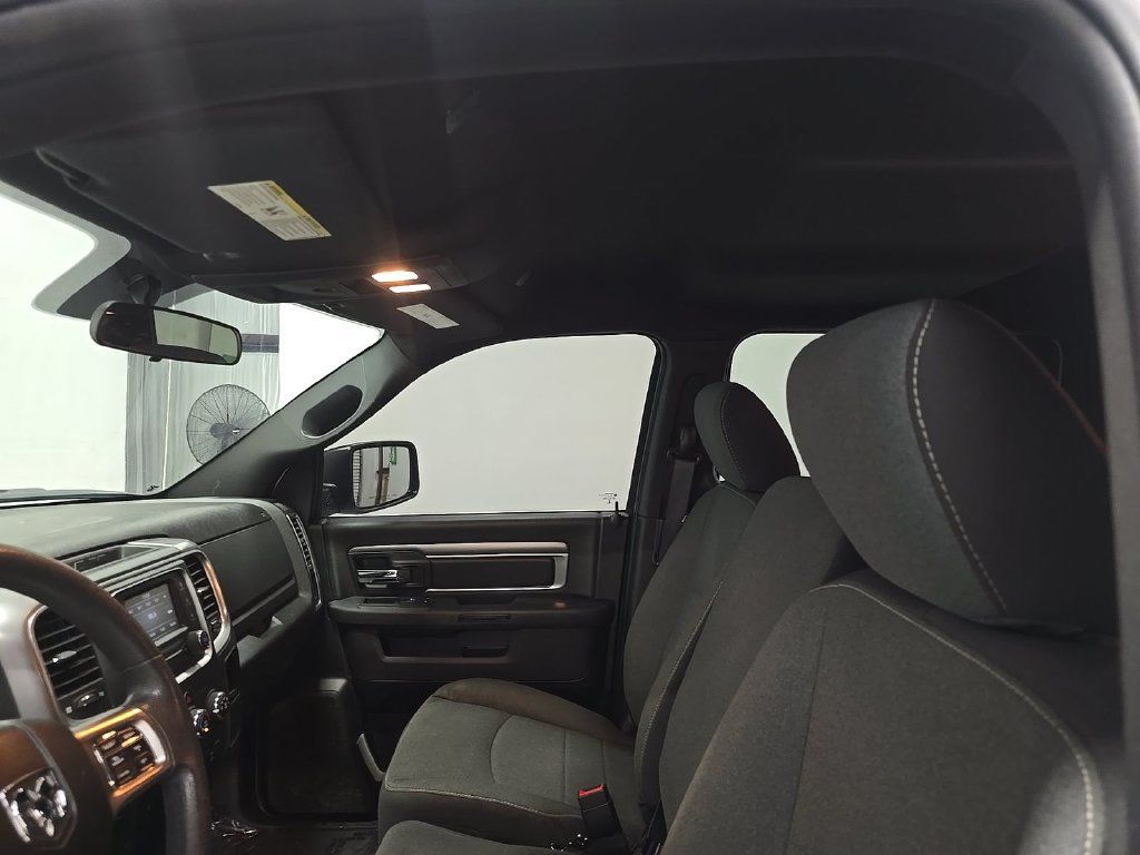 Used 2024 RAM 1500 Warlock RWD image 18