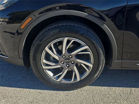 Used 2023 Lincoln Corsair FWD image 6