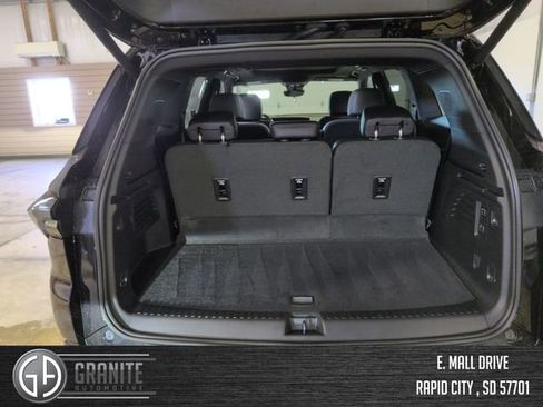 New 2026 Buick Enclave Avenir w/ Super Cruise Package AWD/4WD image 24