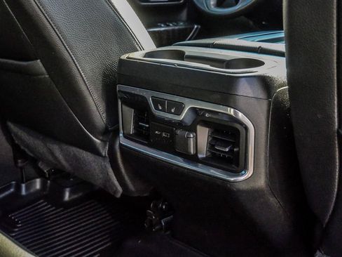 Used 2022 GMC Sierra 3500 Denali w/ Denali Ultimate Package image 24