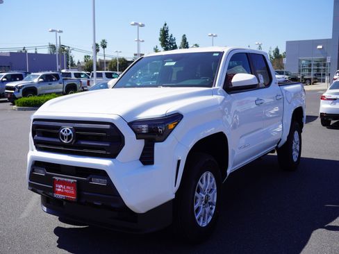 New 2026 Toyota Tacoma SR5 image 8
