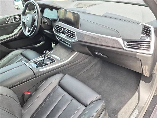 Used 2022 BMW X5 xDrive40i AWD/4WD image 24