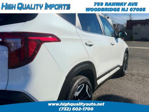 Used 2024 Kia Seltos SX image 10