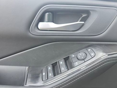 New 2026 Nissan Rogue SV image 23