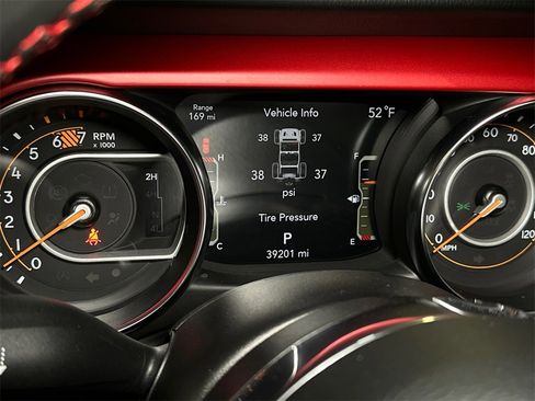 Used 2023 Jeep Wrangler Unlimited Rubicon w/ Steel Bumper Group image 26