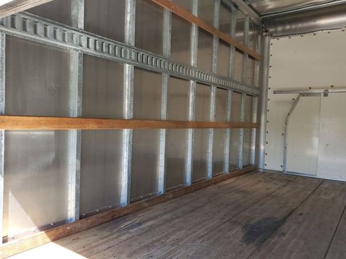 Used 2024 Ford E-350 and Econoline 350 Super Duty w/ Power Windows & Locks Group image 8