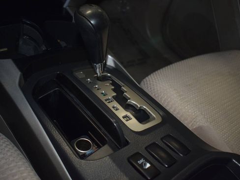 Used 2003 Toyota 4Runner SR5 AWD/4WD image 29