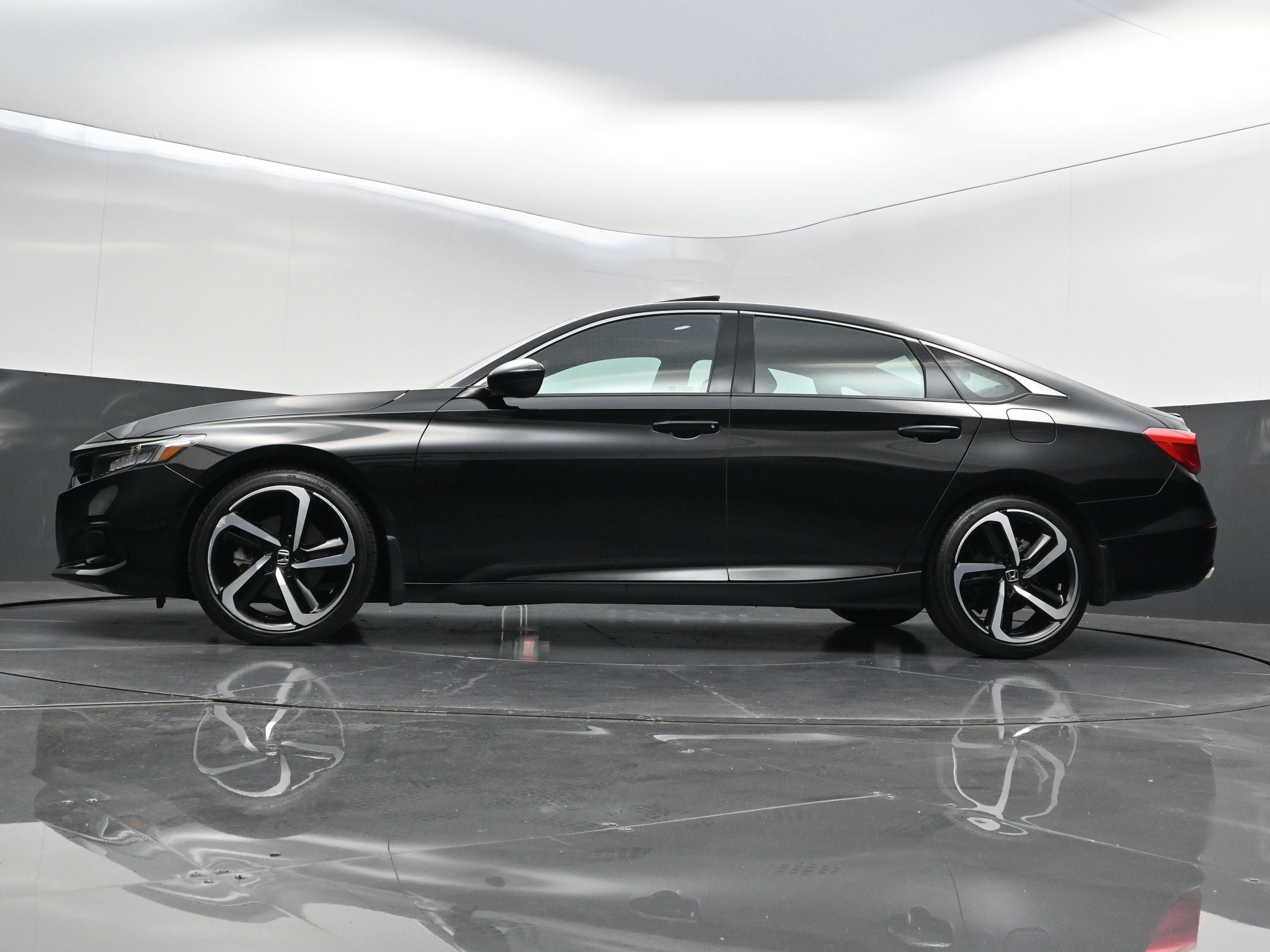 Used 2021 Honda Accord Sport image 43
