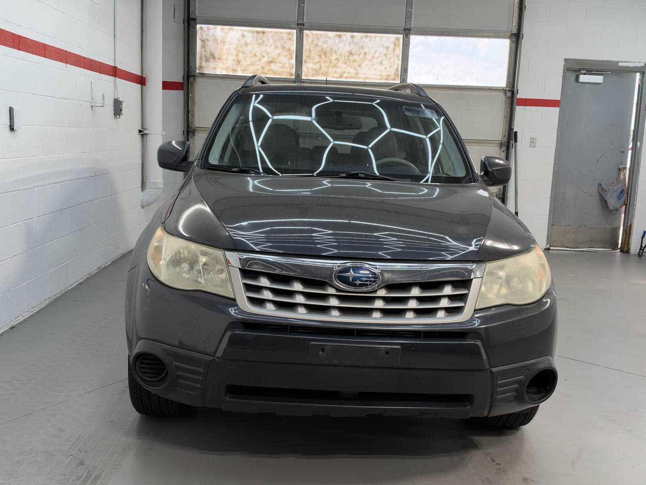 Used 2011 Subaru Forester 2.5X Premium w/ All-Weather Pkg AWD/4WD image 9
