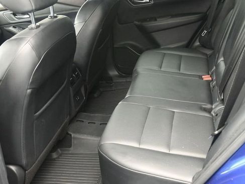 Used 2021 Nissan Rogue SV w/ Premium Package AWD/4WD image 16