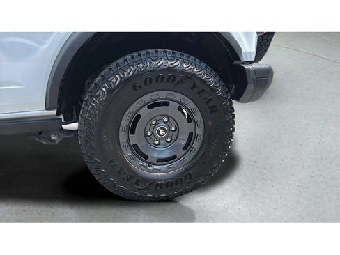 Used 2025 Ford Bronco Badlands AWD/4WD image 25