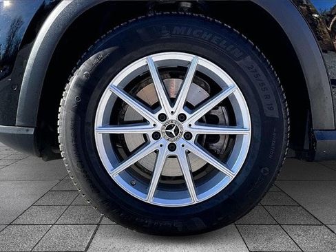 Certified 2025 Mercedes-Benz GLE 350 4MATIC image 37