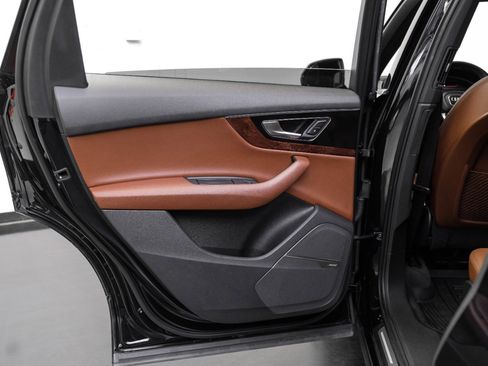 Used 2017 Audi Q7 3.0T Premium Plus image 42