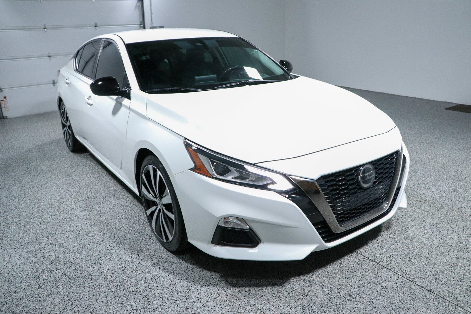 Used 2022 Nissan Altima 2.5 SR FWD image 5