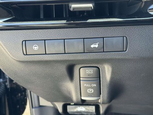 Certified 2025 Nissan Murano SV AWD/4WD image 20