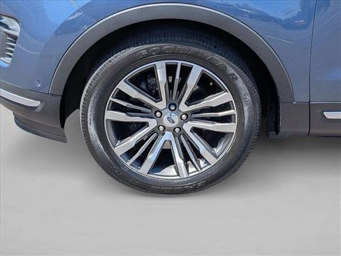 Used 2018 Ford Explorer Platinum AWD/4WD image 15