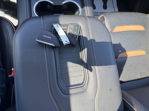 Used 2023 GMC Yukon AT4 w/ AT4 Premium Package AWD/4WD image 12