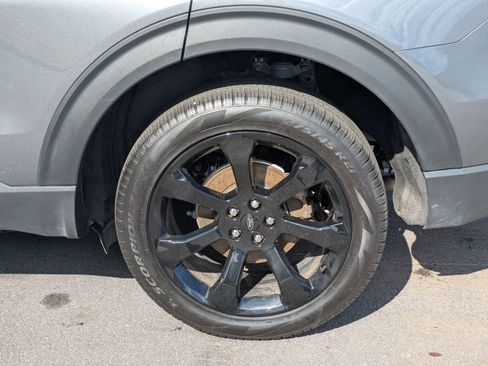 Certified 2024 Ford Explorer ST-Line w/ Class IV Trailer Tow Package image 8