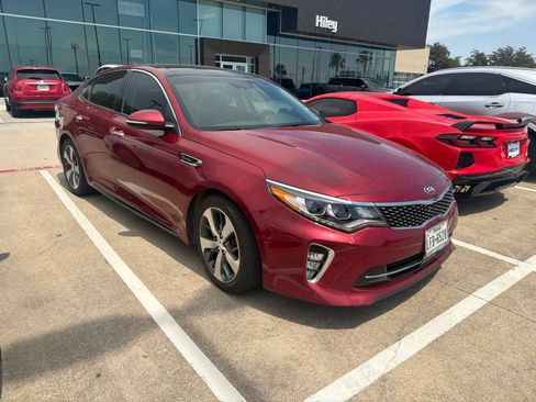 Used 2018 Kia Optima SX w/ Technology Package FWD image 3