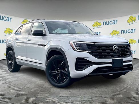 New 2026 Volkswagen Atlas Cross Sport SEL R-Line image 1