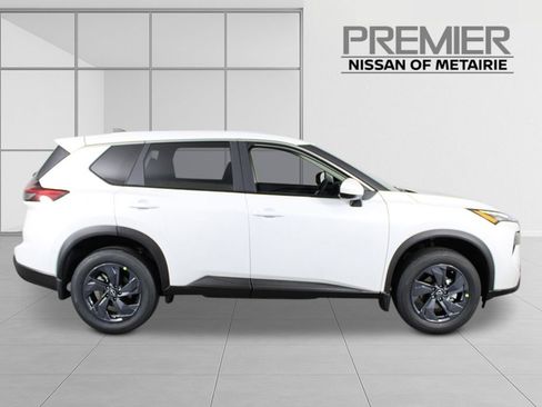 New 2026 Nissan Rogue SV image 6