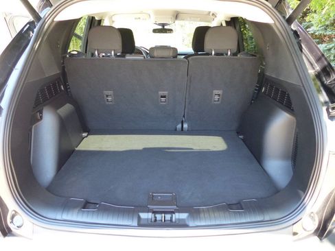 Used 2024 Ford Escape Active w/ Cold Weather Package FWD image 37