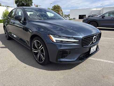 Used 2022 Volvo S60 T8 R-Design Expression w/ Premium Package image 7