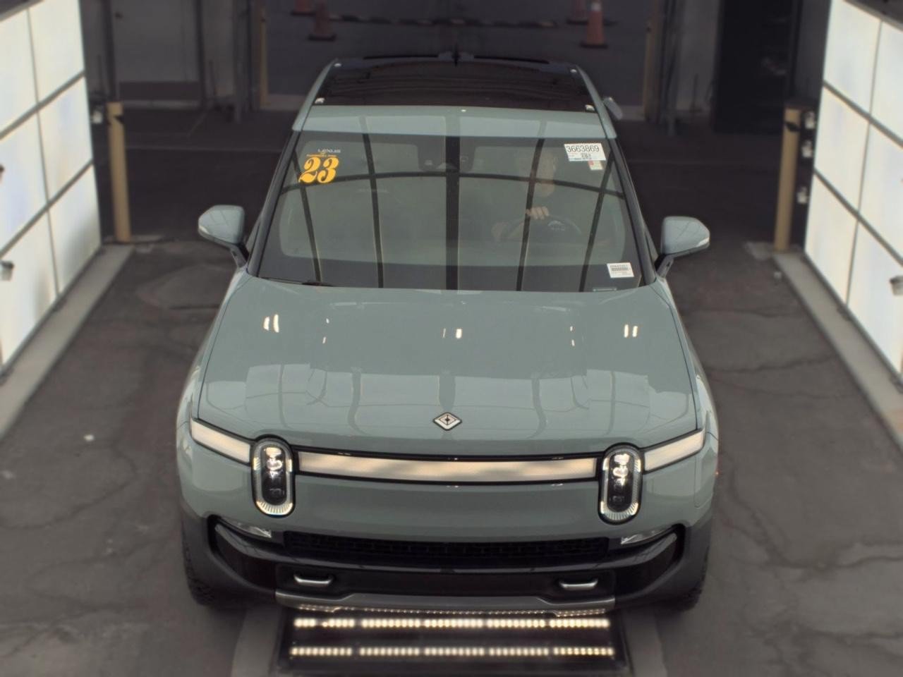 Used 2023 Rivian R1T Adventure Quad AWD/4WD image 3