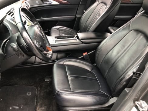 Used 2018 Lincoln MKZ Select w/ Technology Package image 19