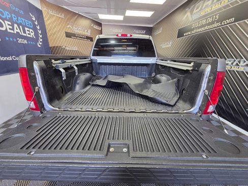 Used 2009 GMC Sierra 1500 SLE w/ Power Pack Plus AWD/4WD image 14