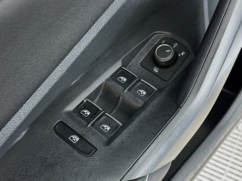 Used 2024 Volkswagen Jetta S FWD image 17