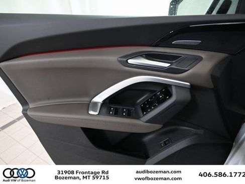 Used 2025 Audi Q5 Premium Plus AWD/4WD image 23