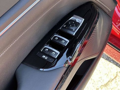 Used 2025 Kia K5 GT-Line image 17