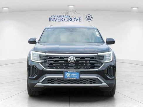 Certified 2026 Volkswagen Atlas Cross Sport SE AWD/4WD image 2