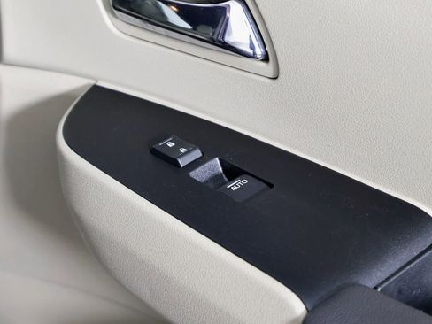 Used 2014 Honda Odyssey EX image 38