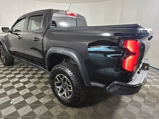 Used 2024 Chevrolet Colorado ZR2 w/ ZR2 Convenience Package III AWD/4WD video 4
