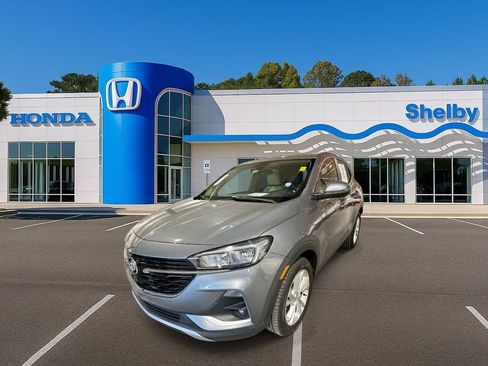 Used 2022 Buick Encore GX Preferred w/ Cold Weather Comfort Package image 4